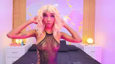 aprillross online show from January 13, 11:51 am