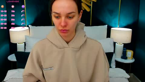 April online show from April 2, 5:04 am