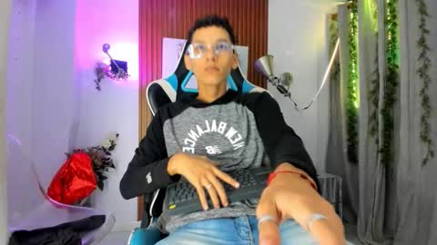 aquarius_xxx online show from October 20, 11:26 am