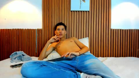 aquarius_xxx online show from October 28, 11:44 am