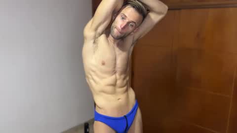 Aquilesmade online show from December 11, 2:19 am