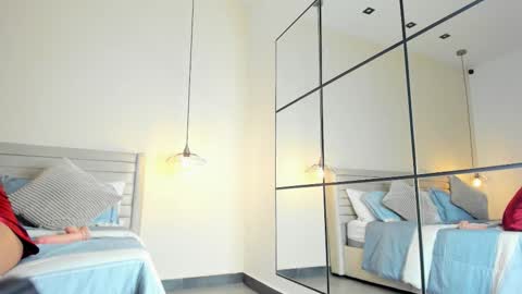  Ara Ferrer  online show from March 4, 8:28 pm