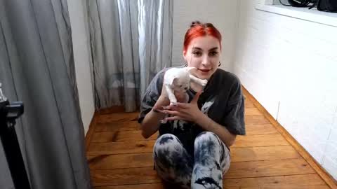 arcanedoll online show from May 31, 10:47 am