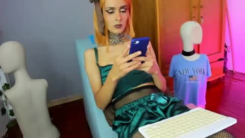 Annie online show from June 26, 3:23 am