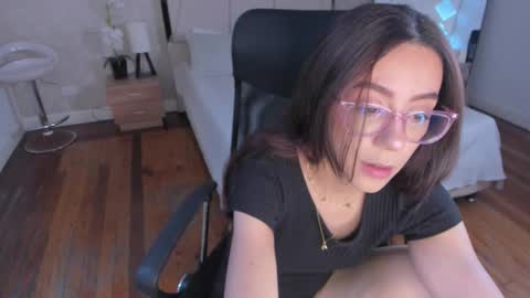 Ari Wilde online show from March 18, 12:55 pm