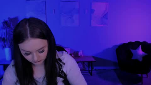 aria_blaze_ online show from April 25, 1:41 pm