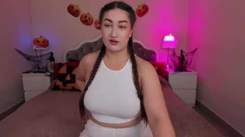 Snapshot of aria_blisss chatting on October 20, 12:48 am aria_blisss online show from October 20, 12:48 am