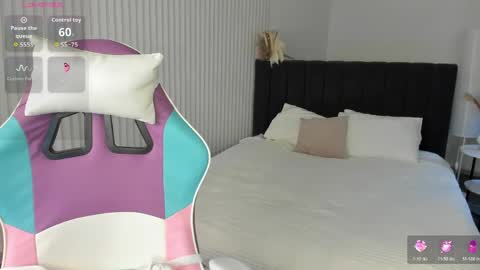 aria_mila online show from June 2, 3:08 am