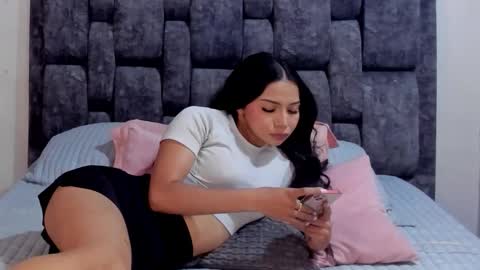 aria online show from December 17, 8:15 pm