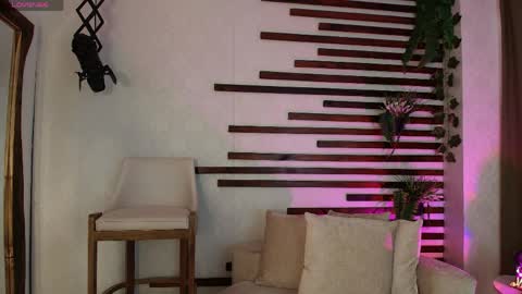 Ariana online show from March 30, 8:42 pm