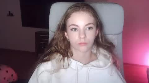 AriaCreazy online show from November 17, 9:39 pm