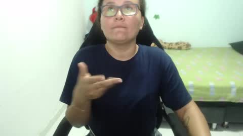 ...Ariana... online show from February 7, 6:02 pm