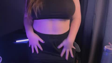 Snapshot of arialane_ chatting on September 14, 7:43 am Aria online show from September 14, 7:43 am