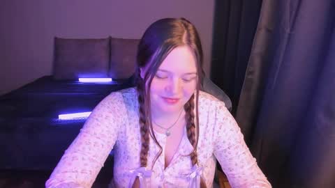 Snapshot of arialane_ chatting on September 22, 5:28 pm Aria online show from September 22, 5:28 pm
