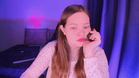 Snapshot of arialane_ chatting on October 10, 6:14 pm Aria online show from October 10, 6:14 pm