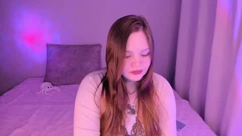 Snapshot of arialane_ chatting on October 17, 8:13 pm Aria online show from October 17, 8:13 pm