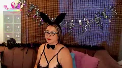 Snapshot of ariana_cross_ chatting on October 16, 2:49 pm Ariana Cruz online show from October 16, 2:49 pm