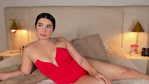 Susan online show from May 5, 8:14 pm