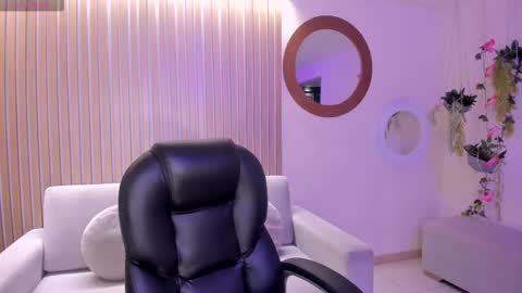 Ariana Dumont online show from October 9, 11:37 am