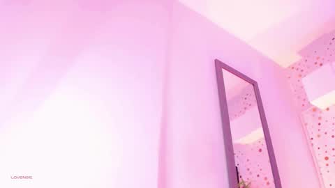 Snapshot of arianasantana chatting on October 5, 3:08 pm Ari online show from October 5, 3:08 pm