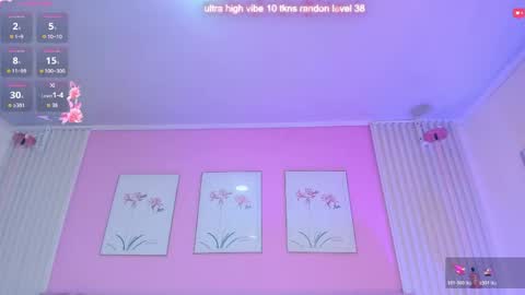 arianawest_ online show from May 26, 1:39 pm