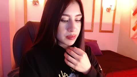 AriannaJames online show from December 18, 11:38 am