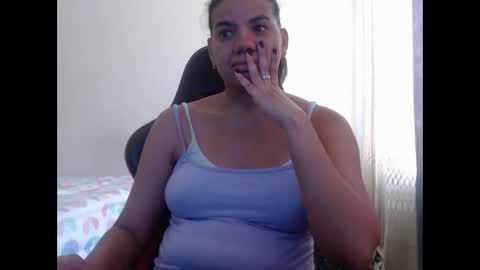 Snapshot of ariannaloovel chatting on September 22, 4:11 pm ariannaloovel online show from September 22, 4:11 pm