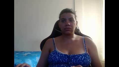 Snapshot of ariannaloovel chatting on February 4, 8:49 pm ariannaloovel online show from February 4, 8:49 pm