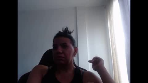 Snapshot of ariannaloovel chatting on October 16, 6:51 pm ariannaloovel online show from October 16, 6:51 pm