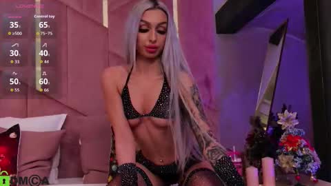 Arianna online show from December 17, 5:41 pm