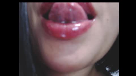 ariannasmyth online show from July 3, 11:26 am
