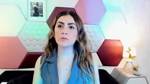 aria online show from April 29, 5:30 pm