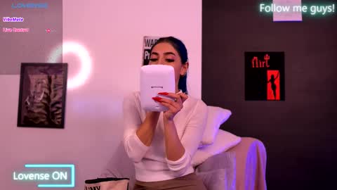 Snapshot of ariaxstark chatting on September 19, 8:45 pm Aria online show from September 19, 8:45 pm