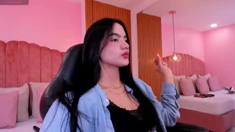 Snapshot of ariel_jonnes chatting on September 9, 5:46 pm Ariel online show from September 9, 5:46 pm