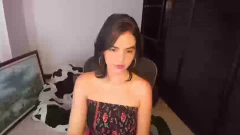 Snapshot of ariel_pinkdiamond chatting on September 24, 8:37 pm Ariel Pink Diamond online show from September 24, 8:37 pm
