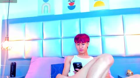 ARIEL VILLA online show from February 12, 1:06 pm