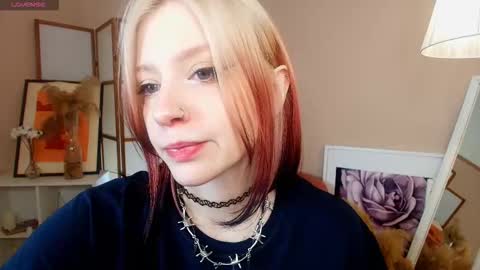 Ariel online show from December 4, 1:11 pm