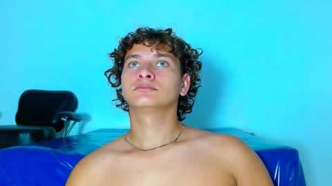 Ariel Aoir online show from March 27, 9:27 pm