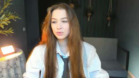 arielsykes online show from November 7, 6:43 pm