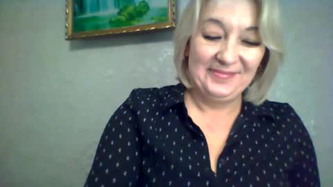 ArielXLoveresss online show from November 12, 8:38 am
