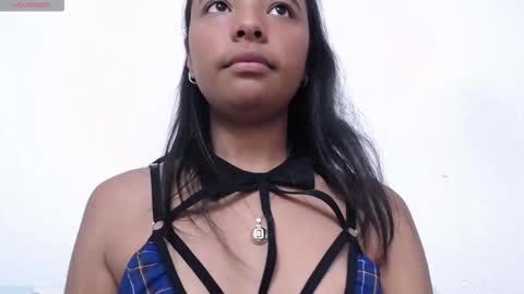 Snapshot of arietta_ chatting on September 15, 12:39 pm ARIETTA online show from September 15, 12:39 pm
