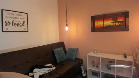  Arianna  online show from March 3, 3:00 pm