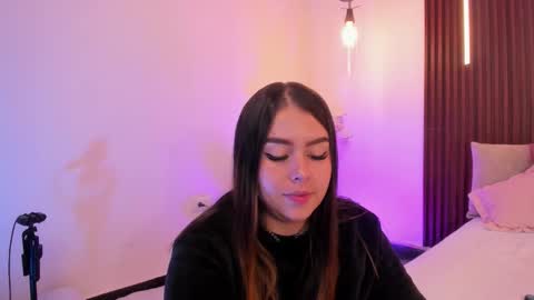  Arianna  online show from February 18, 3:34 pm