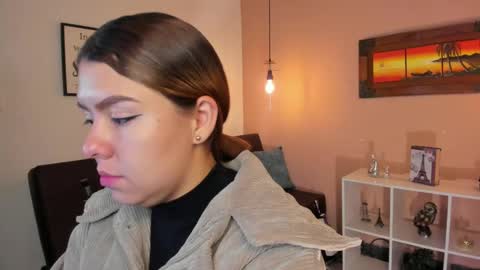  Arianna  online show from March 5, 12:00 pm