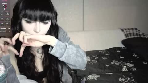 Arinka online show from March 5, 7:45 pm