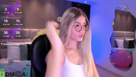 Ari  online show from October 18, 12:37 am