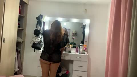 ariza1515 online show from April 16, 10:15 am