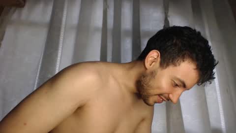 Snapshot of armando_2002 chatting on January 29, 6:18 pm ARMANDO online show from January 29, 6:18 pm