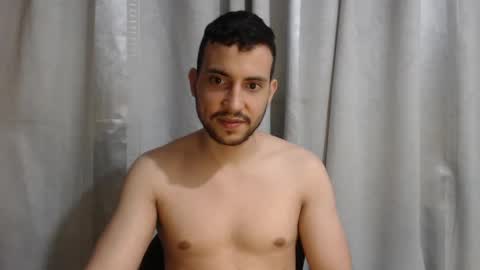 Snapshot of armando_2002 chatting on February 19, 2:12 am ARMANDO online show from February 19, 2:12 am