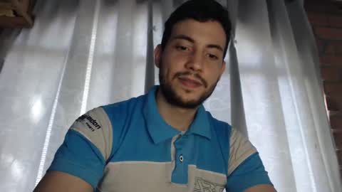 Snapshot of armando_2002 chatting on January 31, 6:47 pm ARMANDO online show from January 31, 6:47 pm